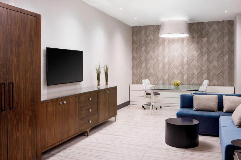 Louisville Marriott Downtown - image 21
