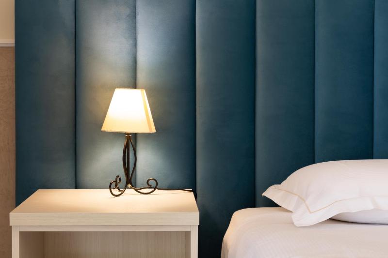 Standard Single Room with Private External Bathroom image 4