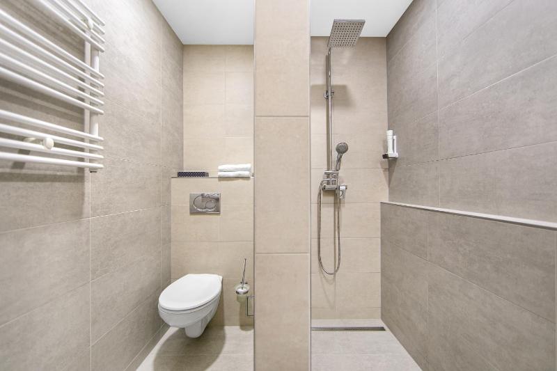 Double Room with Balcony image 1
