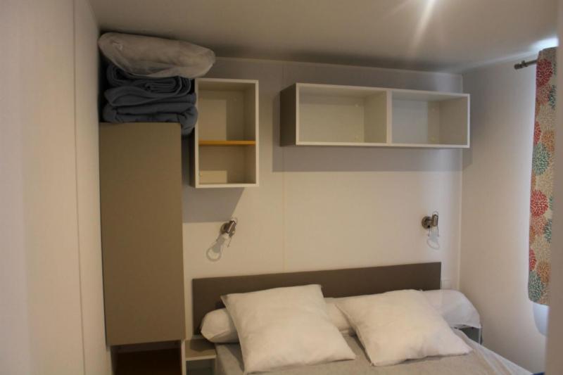 Mobile Home image 3
