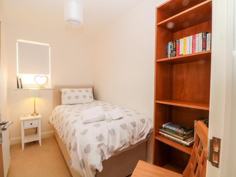 7 Marl Croft - image 2