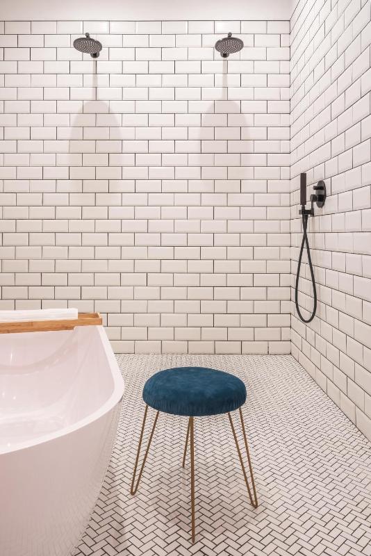 Double or Twin Room with Swimming Pool Access image 4