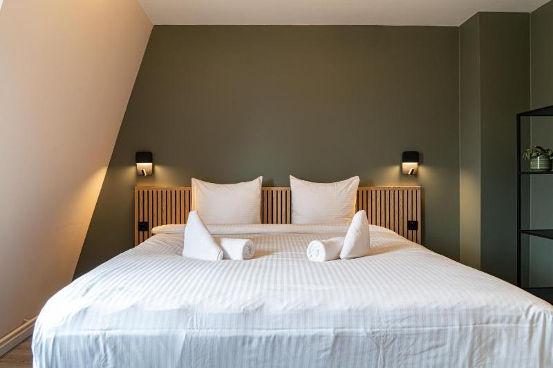 Superior Double Room image 1