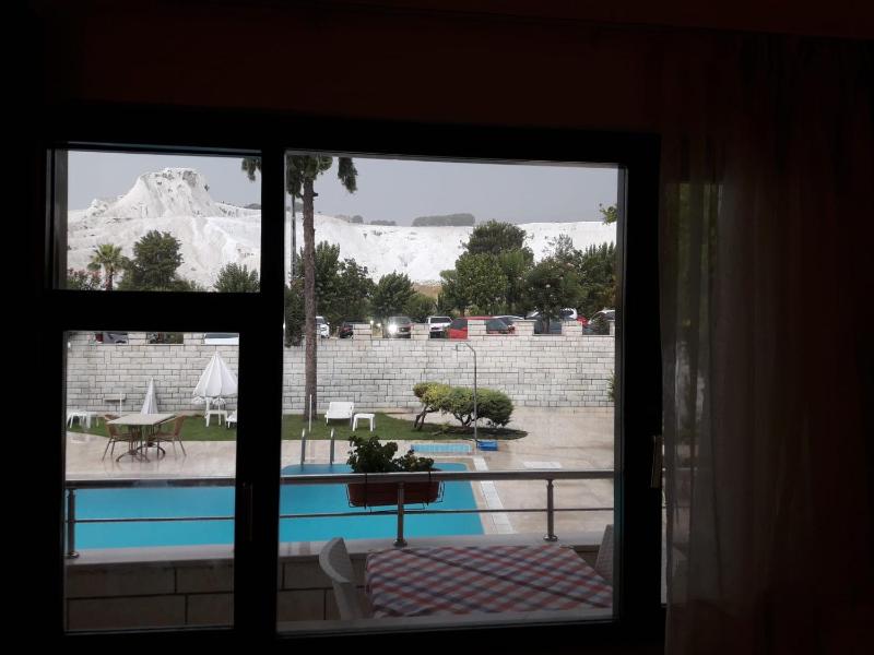 Triple Room with Pamukkale View image 4