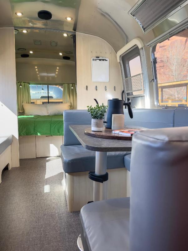 Caravan image 4