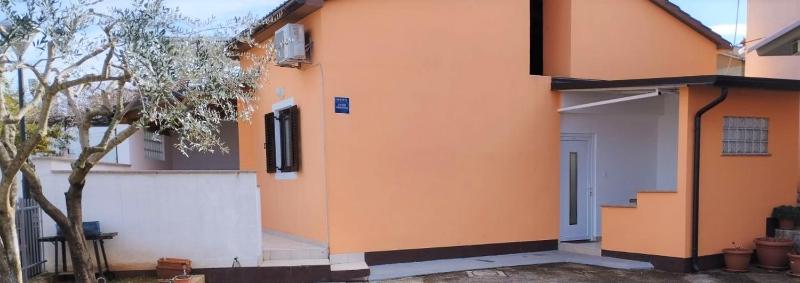 Studio Apartment image 1