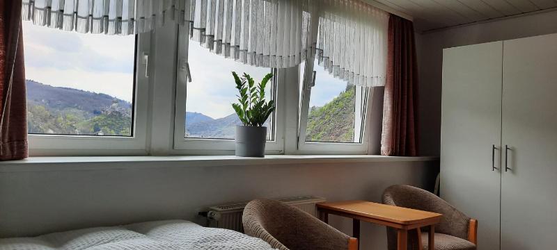Holiday Apartment 2 with 1 Bedroom and 1 Living Room (4 Adults) - Am Reilsbach 29 image 1