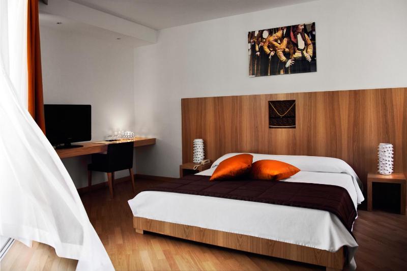 Junior Suite image 3