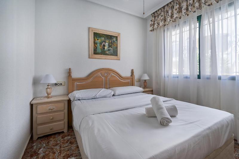 Espanhouse Playa Townhouse in La Zenia close to the beach - image 16