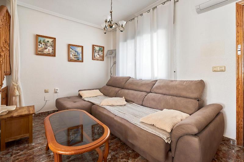 Espanhouse Playa Townhouse in La Zenia close to the beach - image 2