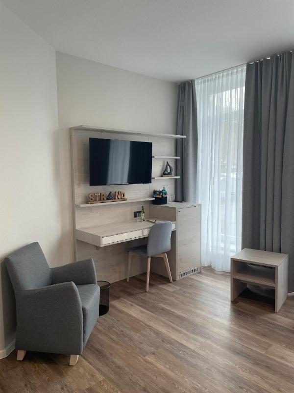 Superior Double Room **** image 3