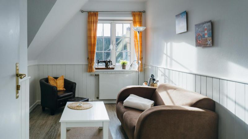 Junior Suite (2 - 3 Adults) image 4