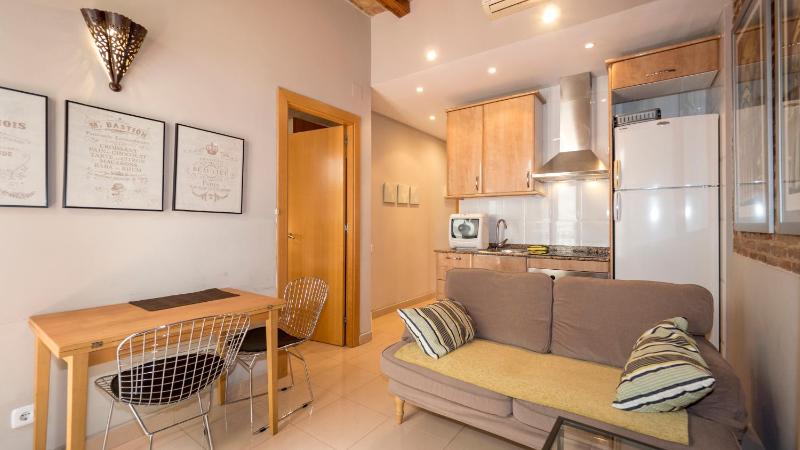 BeBarceloner Gracia Apartments- 1 bedroom - image 15