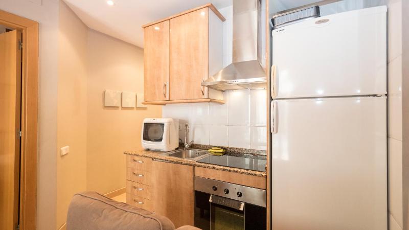 BeBarceloner Gracia Apartments- 1 bedroom - image 4