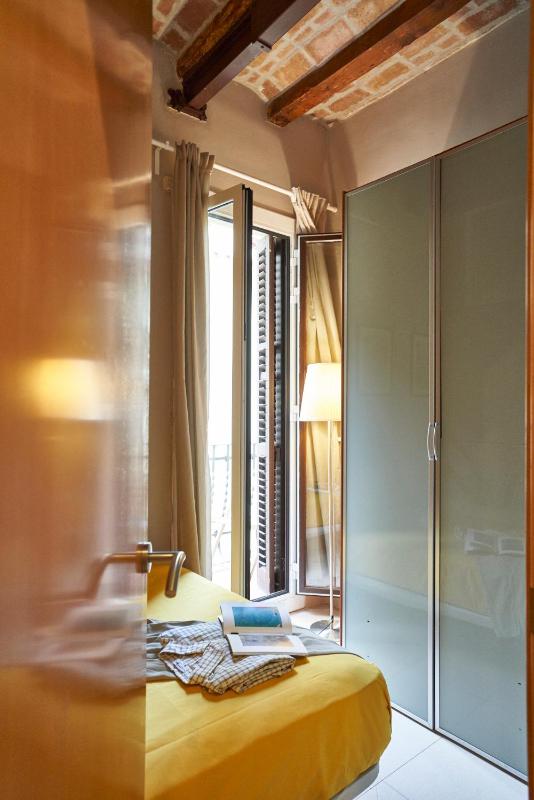 BeBarceloner Gracia Apartments- 1 bedroom - image 2