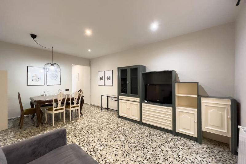 BeBarceloner Eixample Apartments - 3 bedrooms - image 3