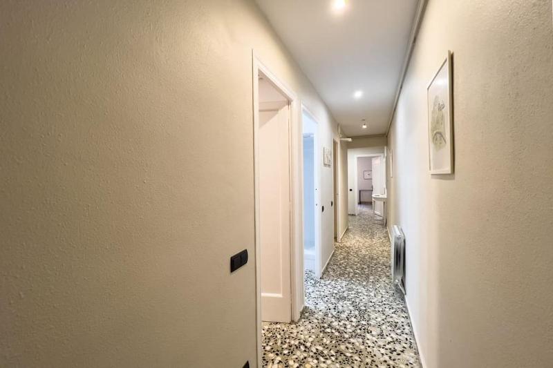 BeBarceloner Eixample Apartments - 3 bedrooms - image 16