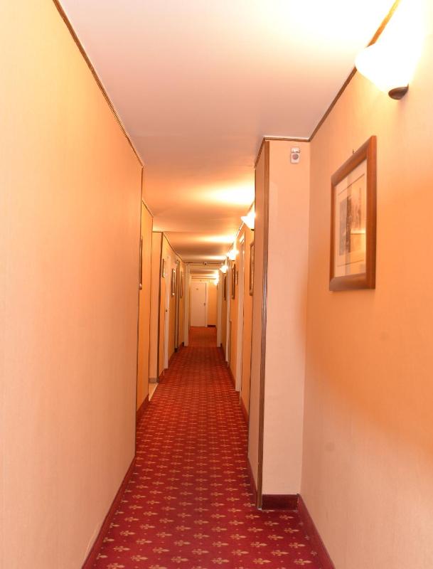 Catania Centro Rooms - image 16