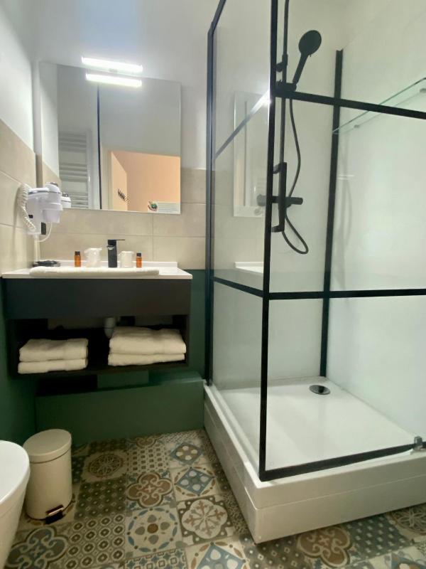 Chambre Double Confort - Vue sur port image 3