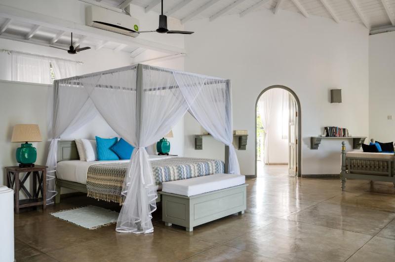 Bellini Blue Villa - image 10