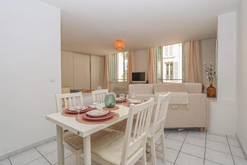 Upstays - Best place in Cannes Center - A C - 5 - image 5