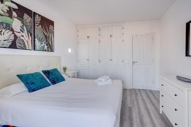 Bright and modern apt in Costa Adeje - image 24