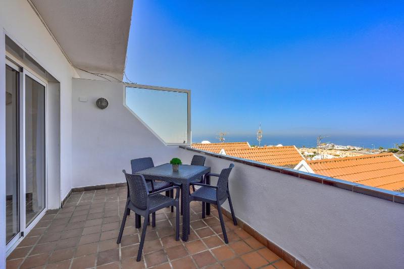 Bright and modern apt in Costa Adeje - image 3