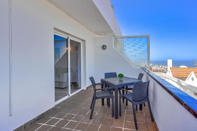 Bright and modern apt in Costa Adeje - image 6