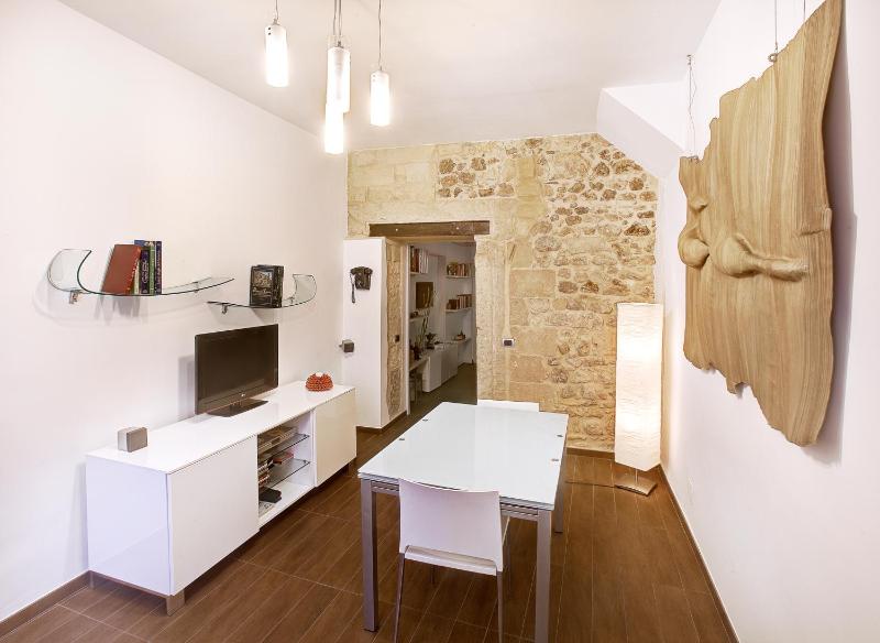 One Bedroom Apartment - Annex image 3