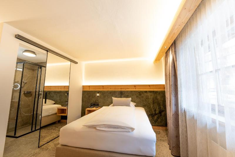 Single Room image 4