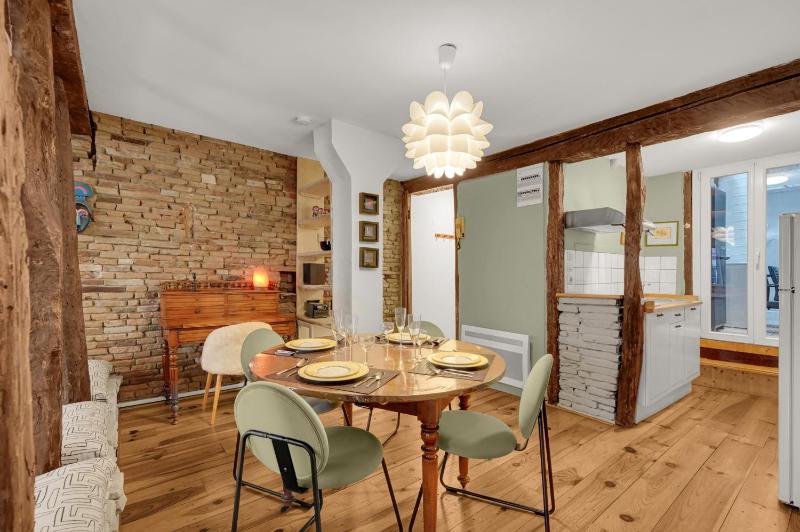Hippolyte - Appt avec terrasse couverte - image 4