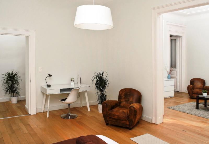 Blue Home - Two Bedroom Apartment - 1-3. Anker Köz Budapest 1061 image 2
