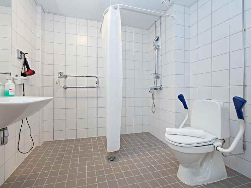 Double Room image 4