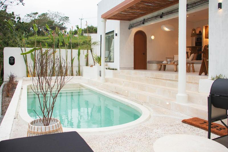 Villa Soll B - Calmingly Wabi-Sabi by Thevillas100 - image 9