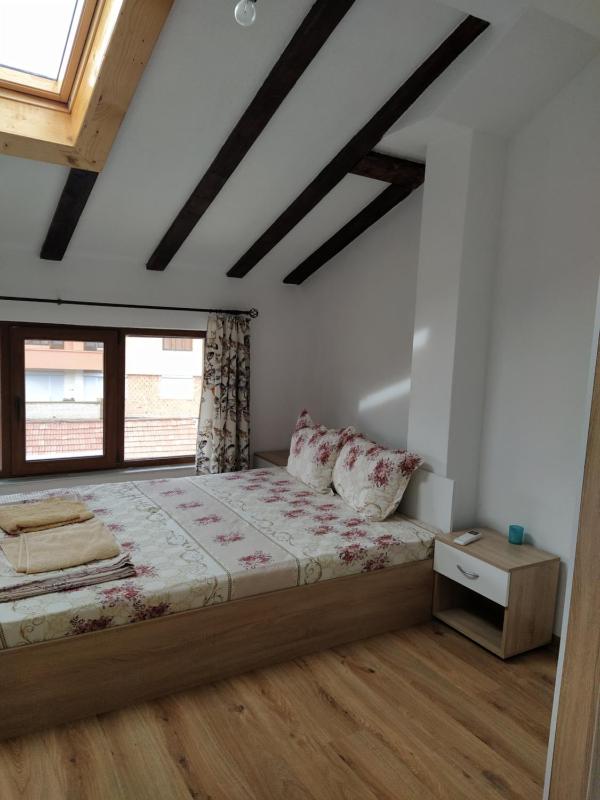 Double Room image 3