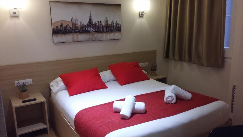 Double Room image 1