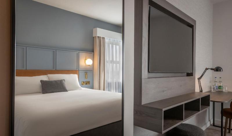 Executive Double Room image 4