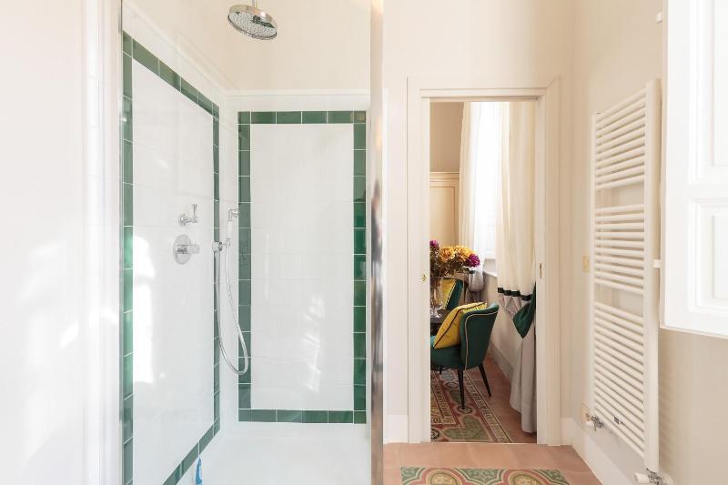 The Park View 4 Bedrooms Apartment with Terrace and Elevator inside the Walls of Lucca - image 13