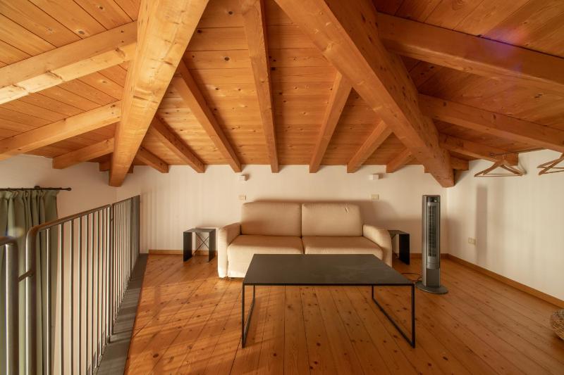 Superior Studio with Balcony and Lake View image 4