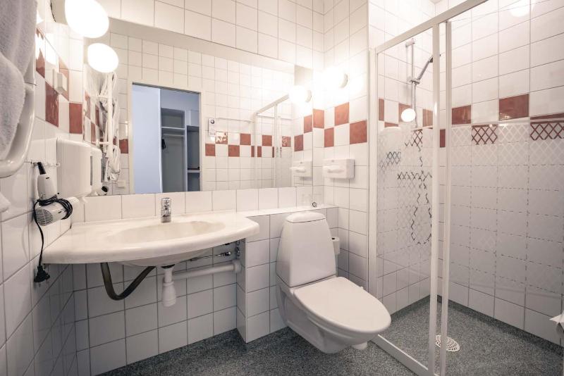 Standard Double Room image 2
