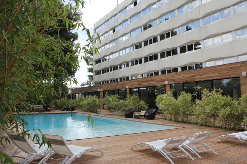 HÔTEL C SUITES chambres spacieuses - image 48