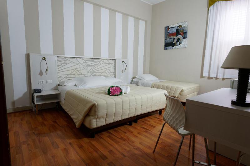 Triple Room image 1