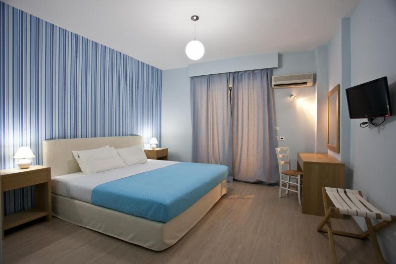 Double Room image 1