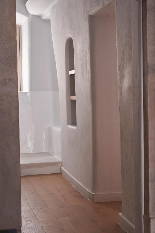 White Sand Suites Mykonos - image 16