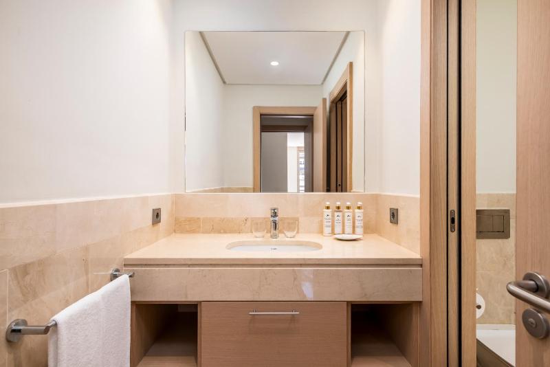 Two-Bedroom Suite with Partial Sea View image 3