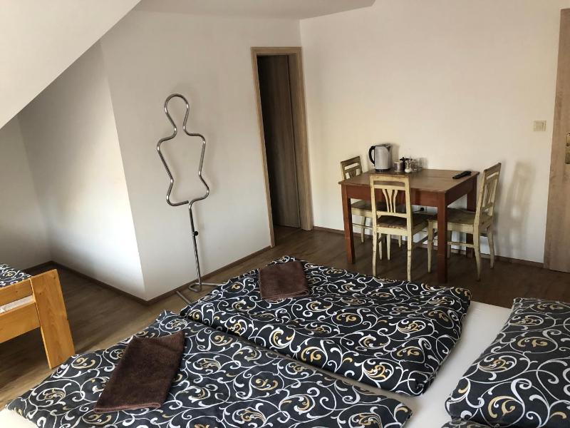 Comfort Triple Room image 3