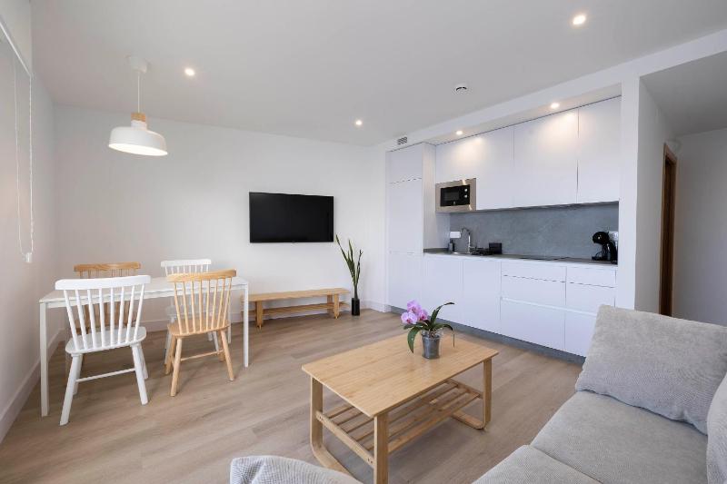 Apartment with Sea View image 4