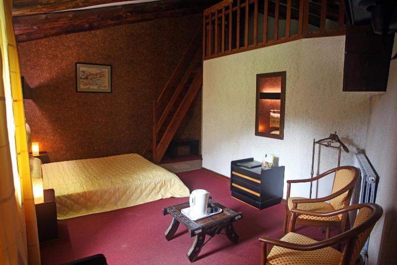 Double Room image 2