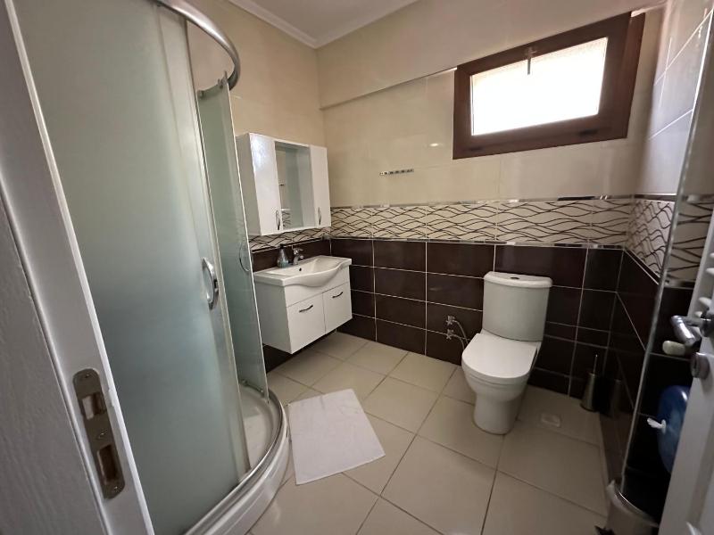 Standard Double Room image 4