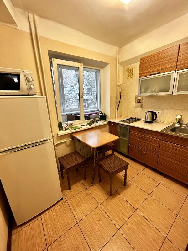 Double Room image 3